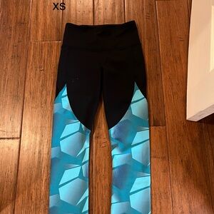 Under Armour Women’s  Geometric Blue and Black Leggings